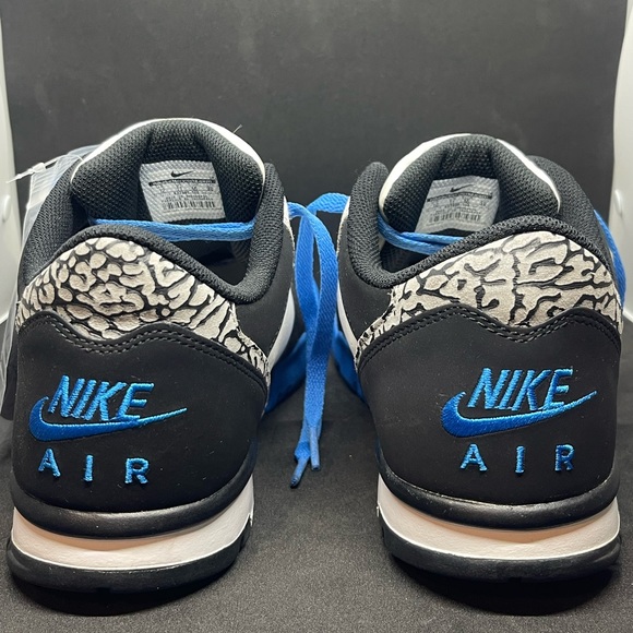 2014 Air Trainer 1 Low ‘Black Light Photo Blue’ - Picture 4 of 10